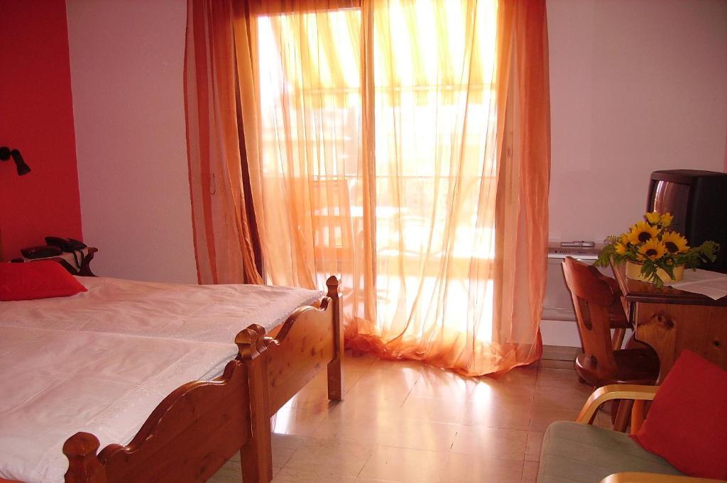 Hotel Elvetico Locarno Phòng bức ảnh